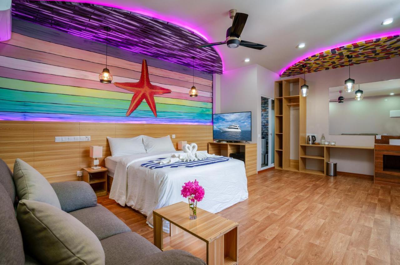 Ukulhas Villa Beach Hotel מראה חיצוני תמונה
