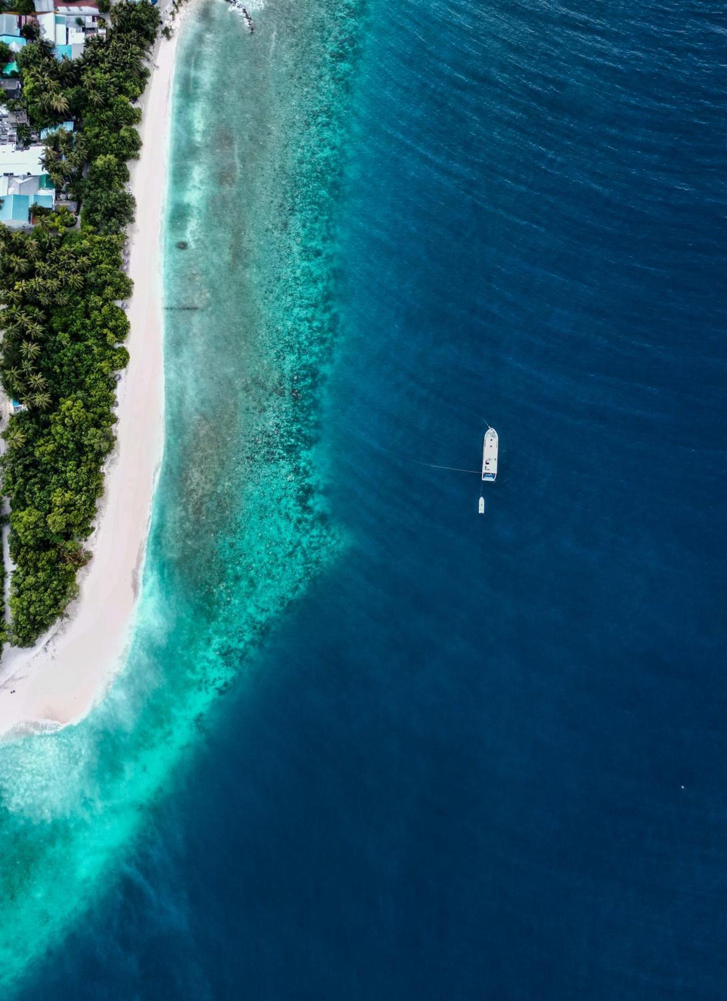 Ukulhas Villa Beach Hotel מראה חיצוני תמונה