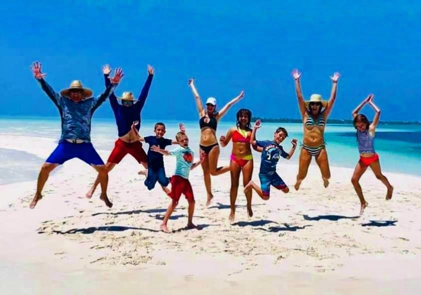 Ukulhas Villa Beach Hotel מראה חיצוני תמונה